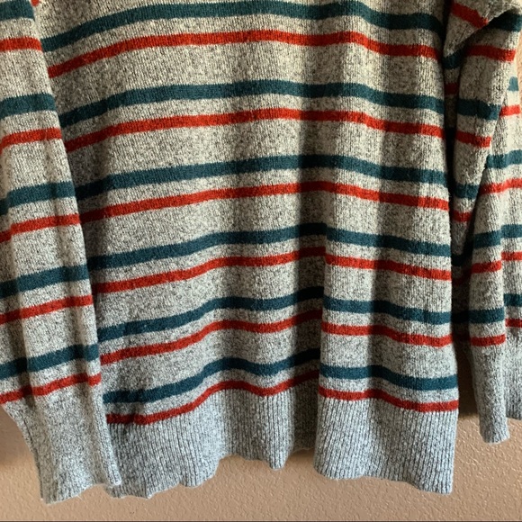 Urban Outfitters BDG Striped V-Neck Oversized Sweater Size M/L - Picture 9 of 9